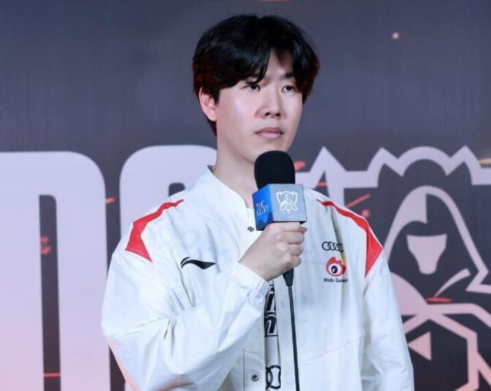 九游下载安装-TheShy在SKT比赛中表现优异，败北引发热议！(theshy和skt)
