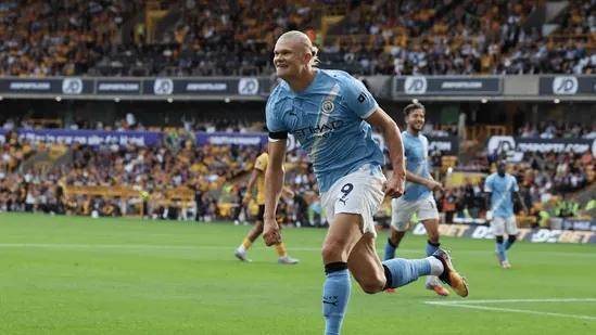 九游下载安装-詹姆斯焦点对战，哈兰德与50激战巴塞罗那分钟，败北胜负难料！热度持续攀升的简单介绍