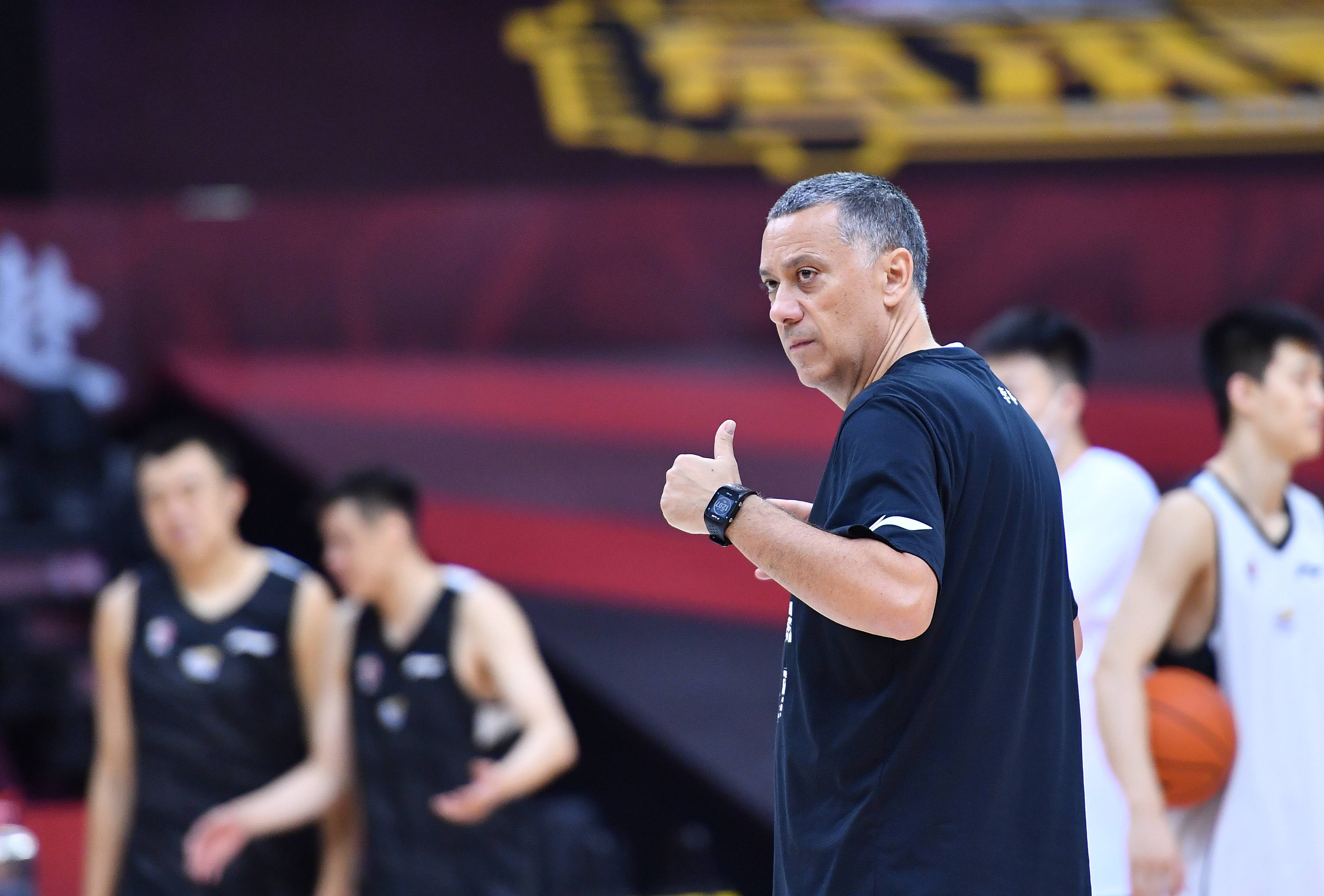 九游下载安装-集结日辽宁本钢备战欧篮联；临场应变细节曝光；信心回归；轮换策略成焦点的简单介绍