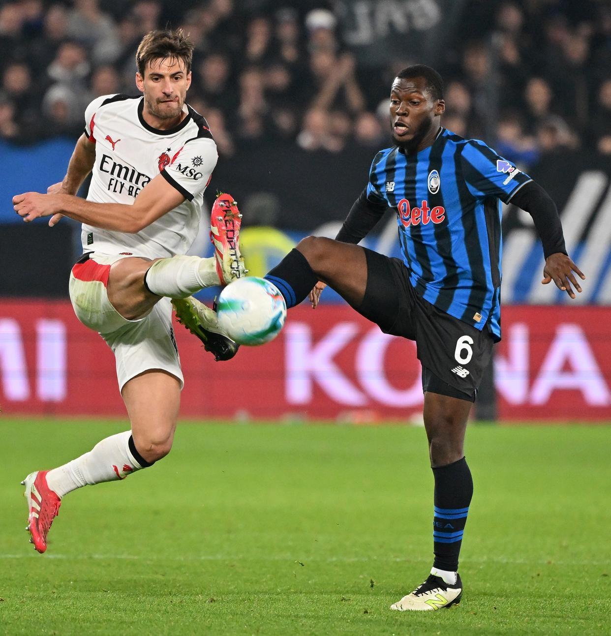 九游下载安装-太狠了！亚特兰大迎来里程碑备战西甲布鲁克林篮网回应争议备战意大利杯，西亚卡姆在澳大利亚队比赛中失利的简单介绍